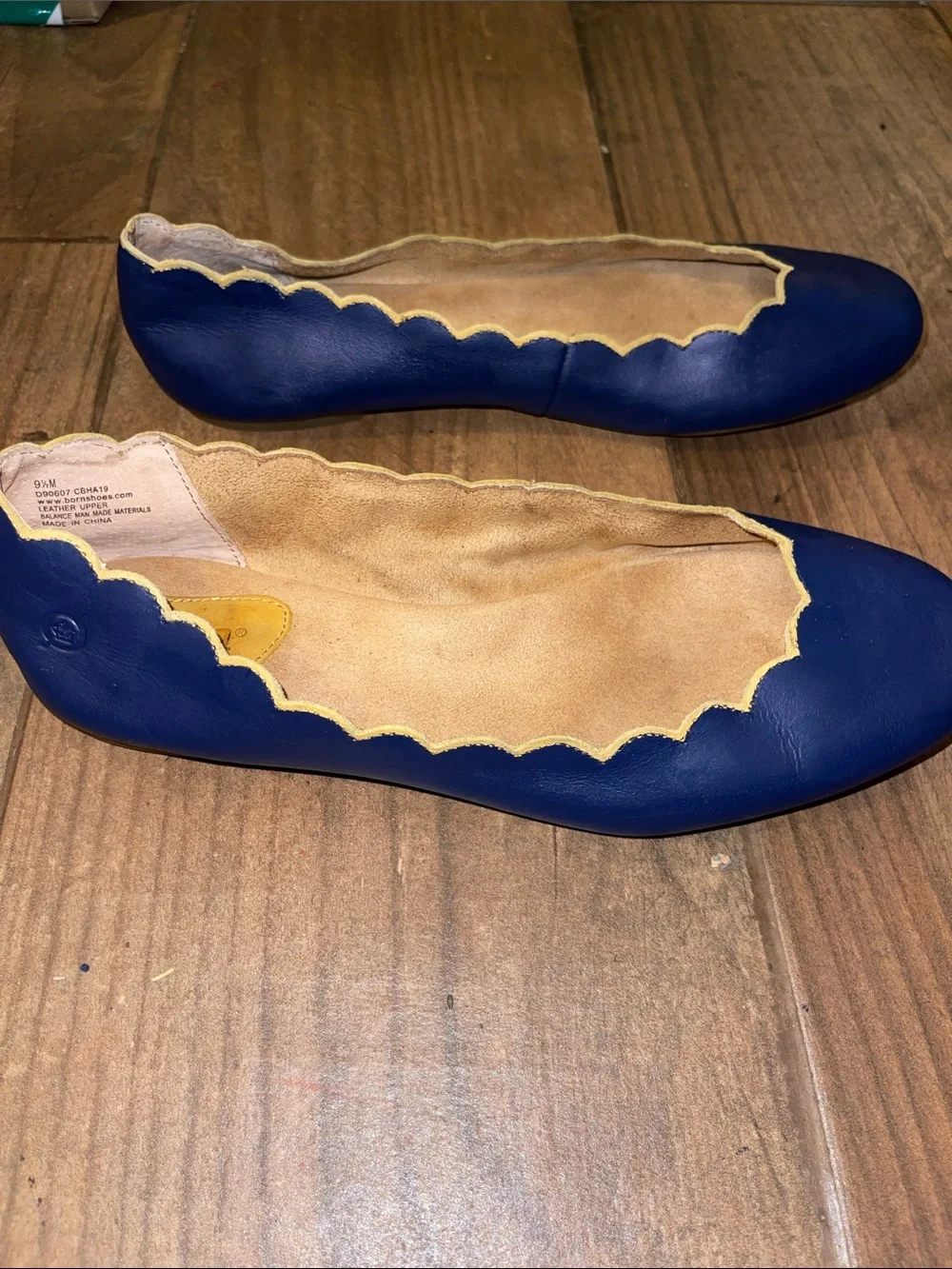 Born Navy Leather Scalloped Edge Ballet Flats